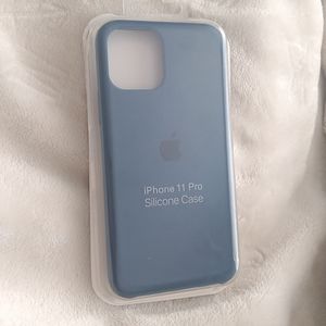 iPhone 11 pro silicone apple case